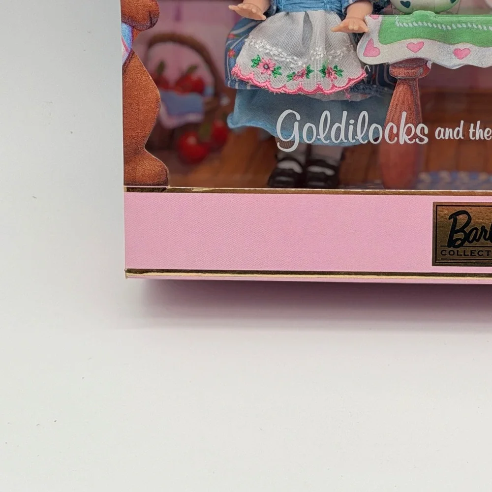 Barbie Collector Edition Goldilocks and the Three Bears Kelly Doll Set 2000